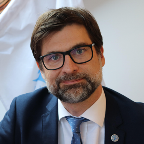Dr. Peták István